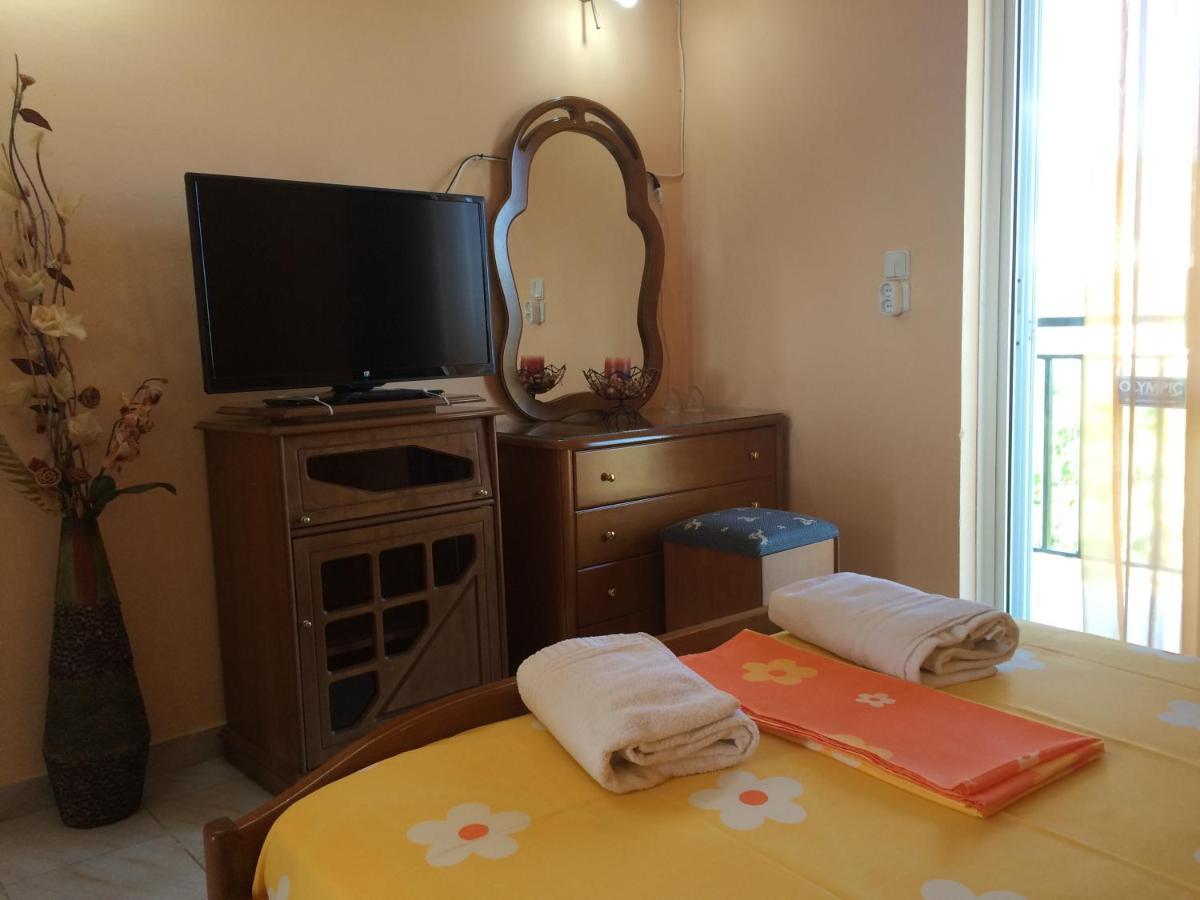 Athina Studios Αργάσι Εξωτερικό φωτογραφία