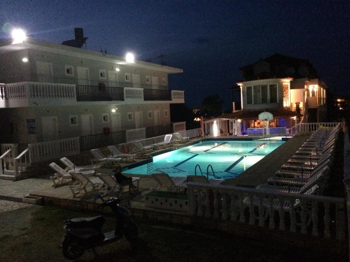 Athina Studios Αργάσι Εξωτερικό φωτογραφία